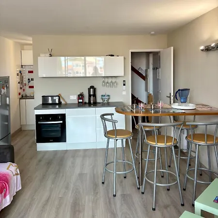 Superbe Vue -climatisation - Piscine - Parking - 5mc317 Apartment