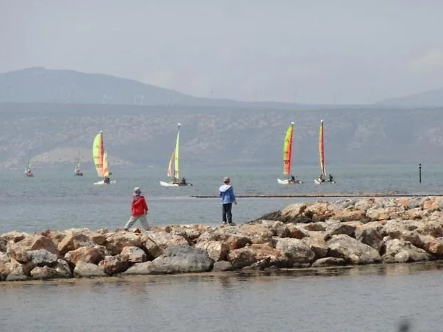 Superbe Vue -climatisation - Piscine - Parking - 5mc317