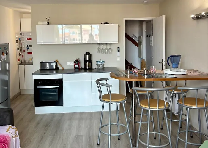Superbe Vue -climatisation - Piscine - Parking - 5mc317 Apartament